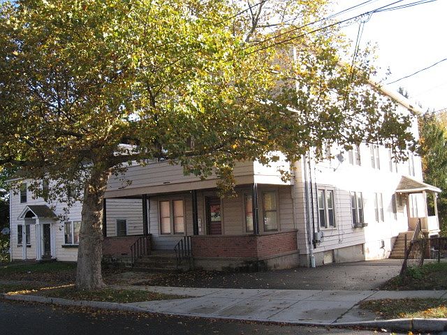 660 High Street