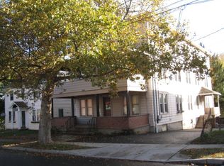 660 High St APT 2, Middletown, CT 06457