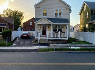 96 South St, Chicopee, MA 01013