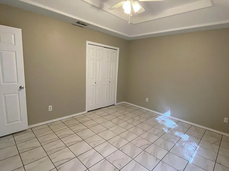 2305 Kimberly Ln — Photo 5