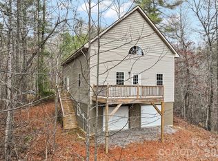 109 Tumblebug Trail Rd, Flat Rock, NC 28731