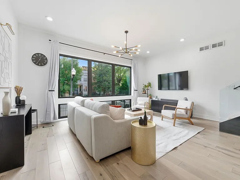 4210 W 5th Ave — Photo 5