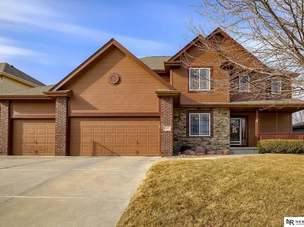 19523 Bellbrook Blvd, Gretna, NE 68028