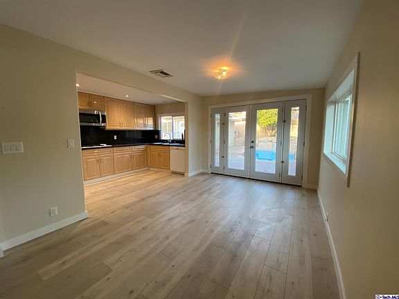 5th image of 3419 Honolulu Ave