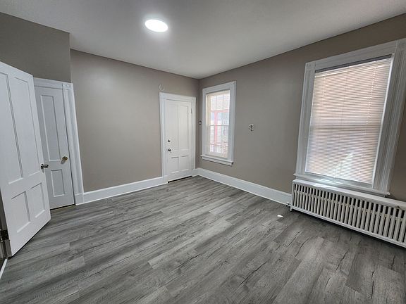 5th image of 212 S Colony St #2