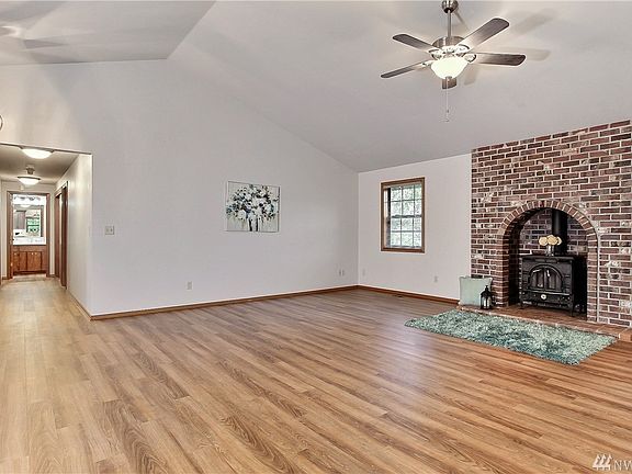 3rd image of 3325 149th Street Ct E