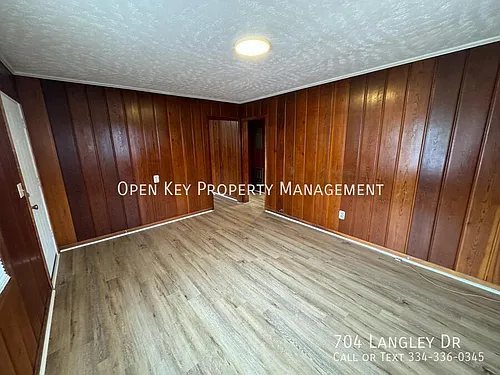 704 Langley Dr Photo 1