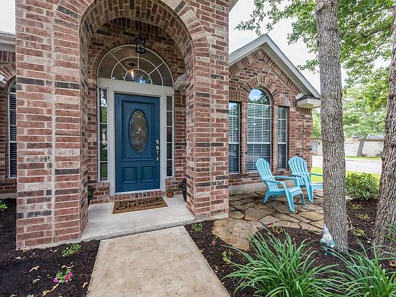 4th image of 118 S Prize Oaks Dr