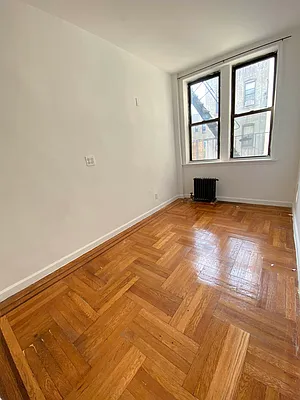 Rented by Lang Realty LLC | media 6