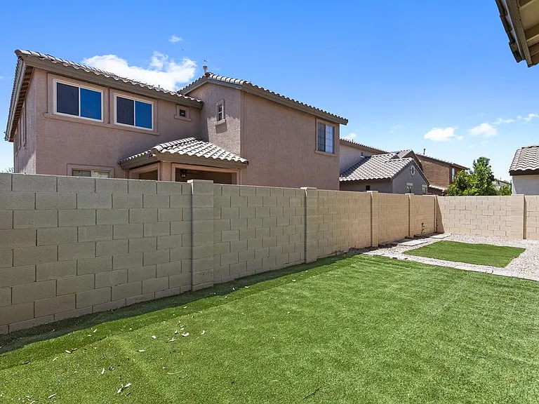 21097 E Duncan St — Photo 30