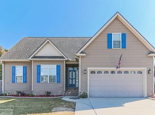 300 Autumn Ridge Dr, Pikeville, NC 27863
