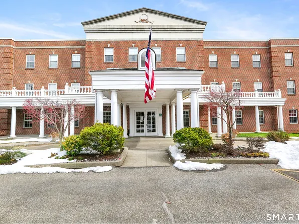 59 Courtland Avenue APT 2T, Stamford, CT 06902