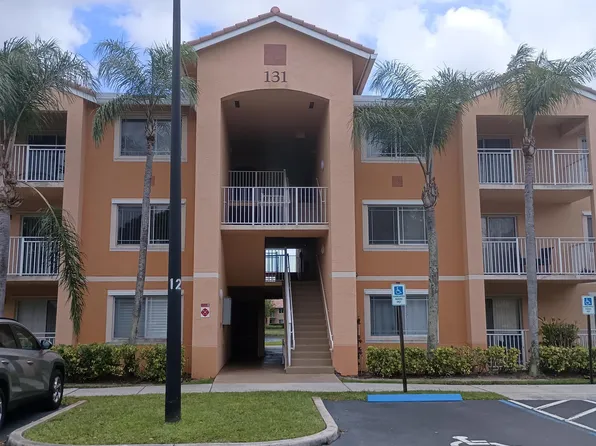 131 SW Palm Dr APT 201, Port Saint Lucie, FL 34986