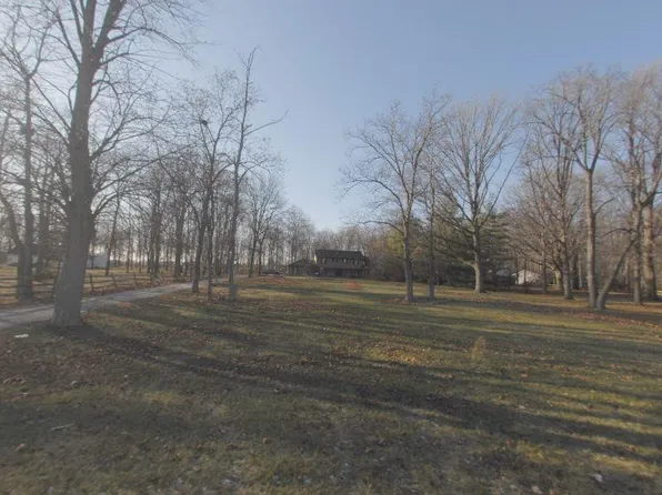 27739 Simmons Rd, Perrysburg, OH 43551