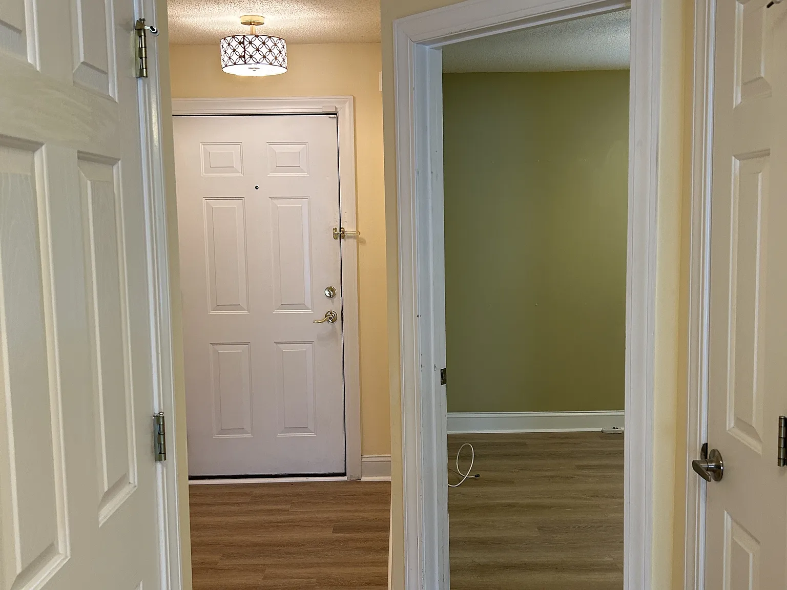 627 Woodmoor Drive 302 - 1 — Photo 2