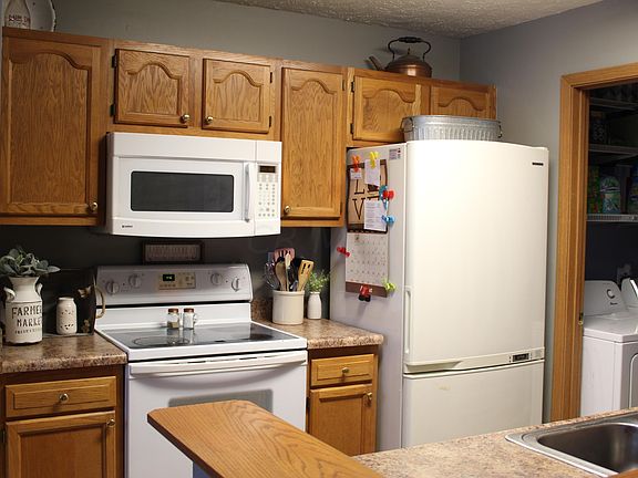 5th image of 731 Milcrest Dr