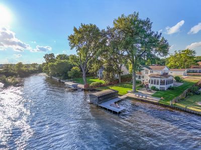 27771 W Lake Shore Dr, Spring Grove, IL, 60081