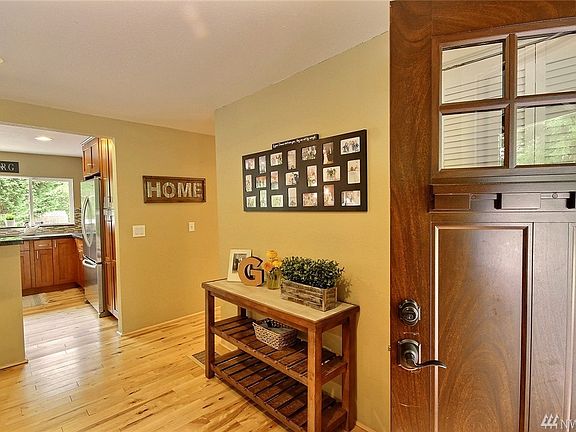3rd image of 30828 E Lake Morton Dr SE