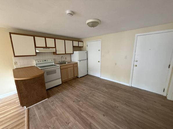 4 Carriage Hill Rd APT 20