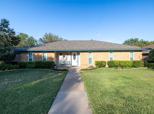 1912 Big Sky Dr, Lewisville, TX 75077