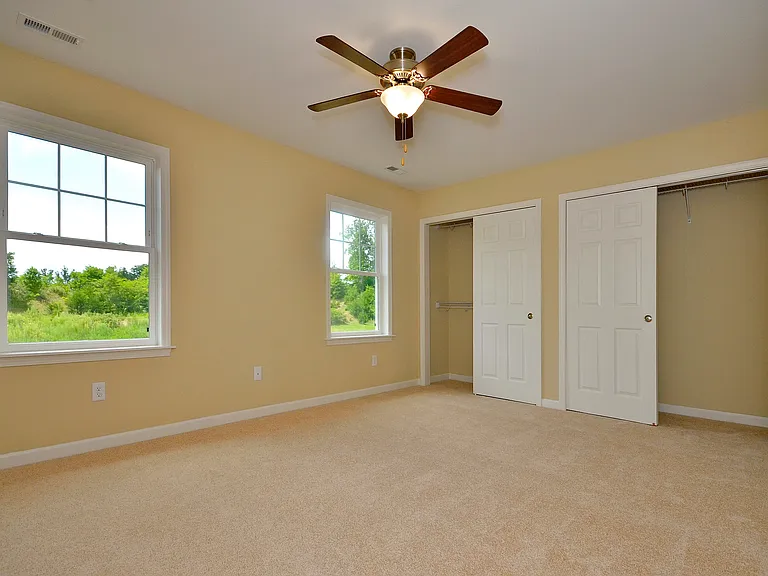32 Sunny Meadows Blvd — Photo 9