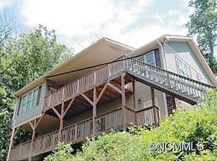 143 Sharon Ridge Ct, Fairview, NC 28730