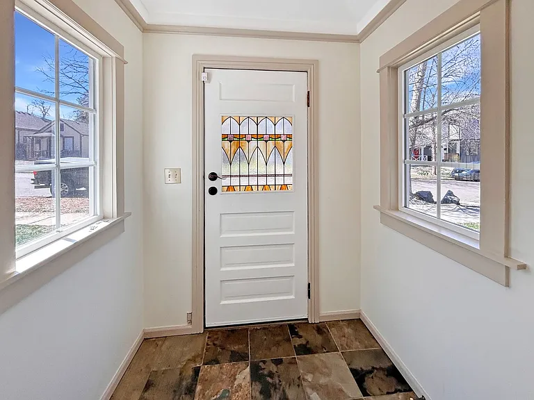 3864 N Winona Ct — Photo 4