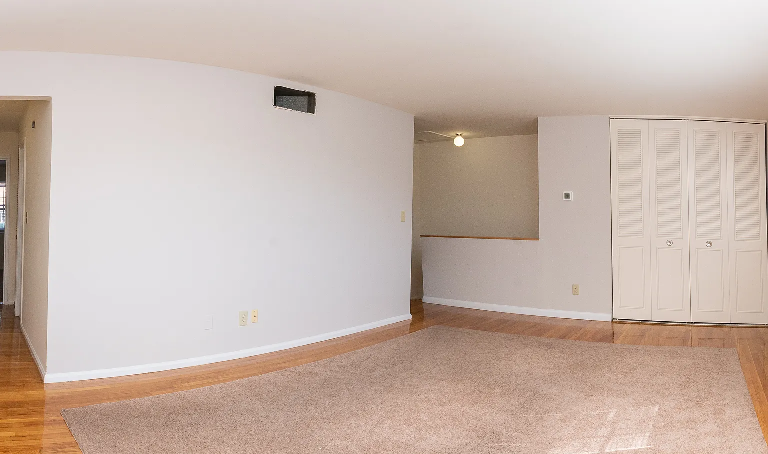 Berdan Court — Photo 4
