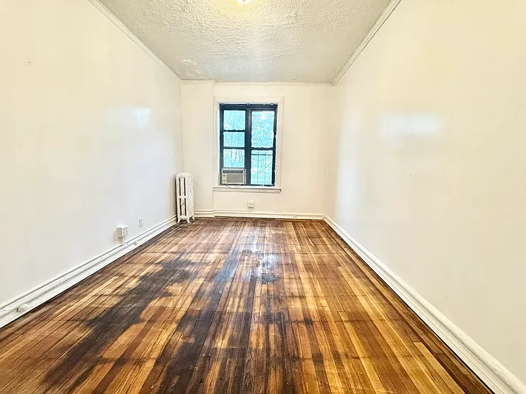 674 47th St #2G — Photo 19