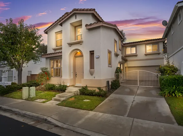 8 Tradition Ln, Rancho Santa Margarita, CA 92688