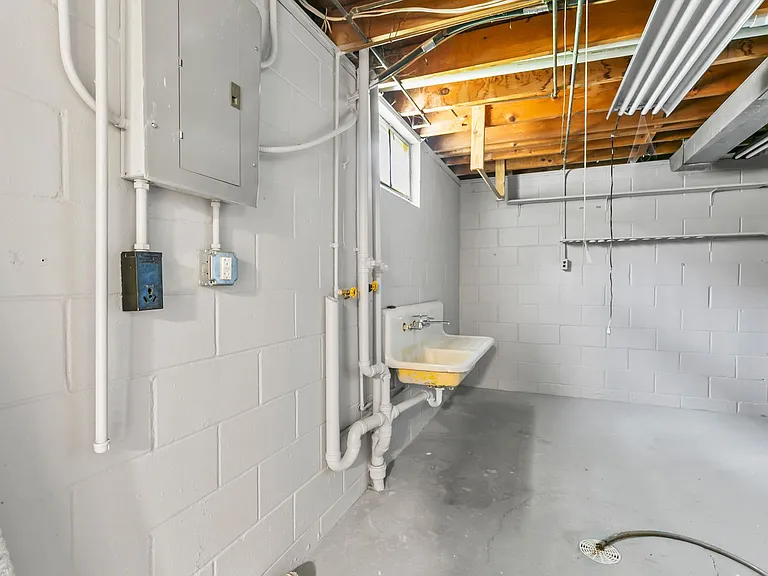 7215 S 41st Ave — Photo 29