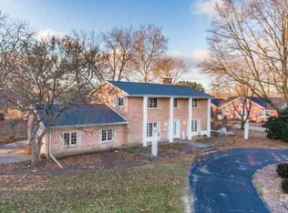 300 W Birchwood St, Morton, IL
