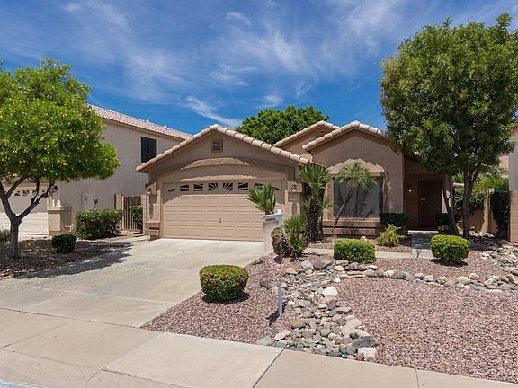 3rd image of 9024 W Deanna Dr