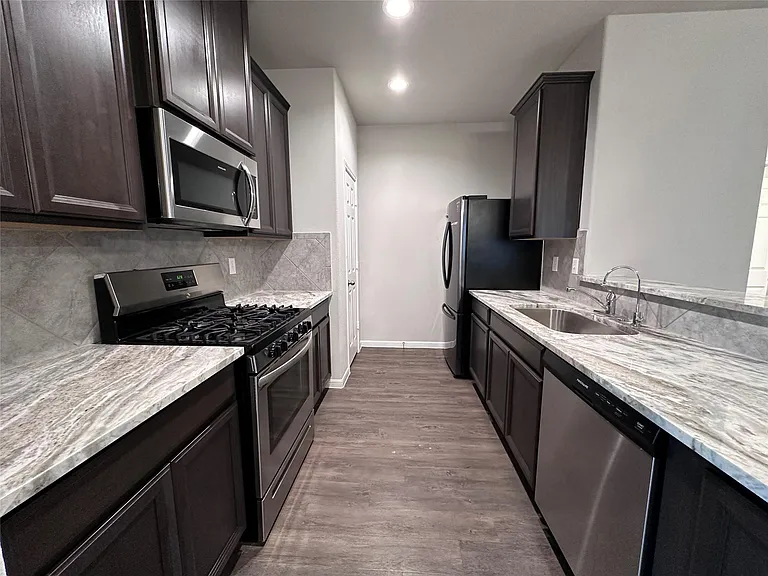 13424 Merryville Harrogate Ln — Photo 9
