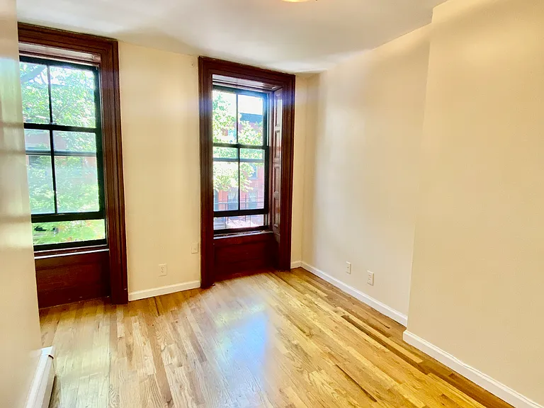182 Bergen St #3 — Photo 3