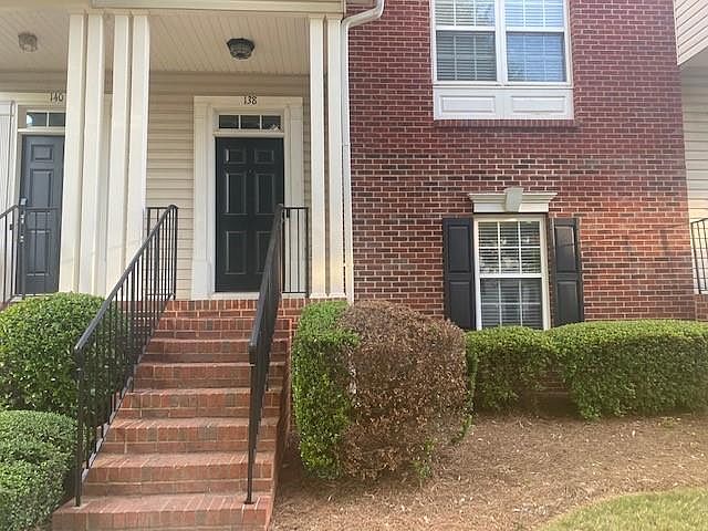 1st image of 138 Weatherstone Square Dr
