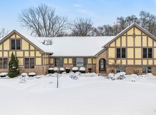 26651 N Pheasant Trl, Wauconda, IL 60084