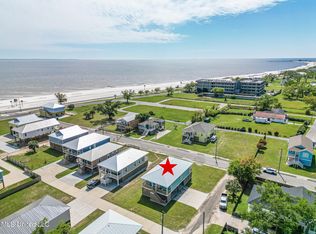 542 Woodward Ave, Gulfport, MS 39501