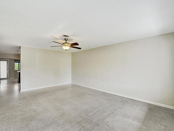 4th image of 1623 NE 45th St