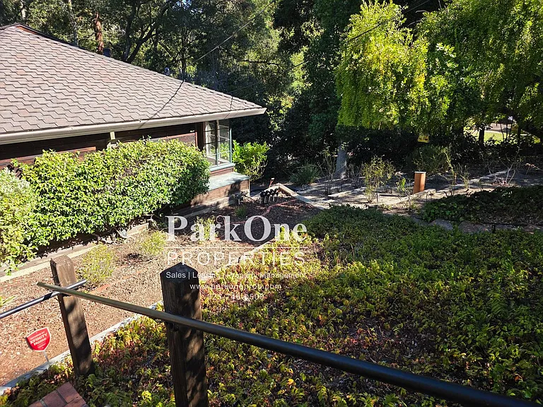 4 Los Dedos Rd — Photo 25