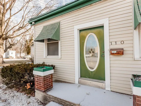 110 N State St, Freeburg, IL 62243