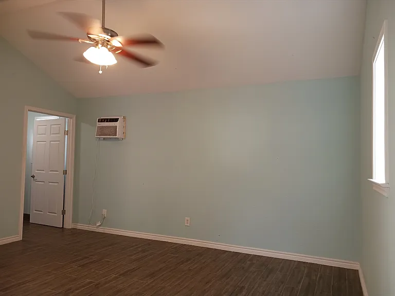 719 Canyon Acres #1 — Photo 1
