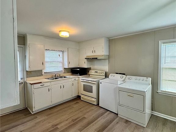 4th image of 103 Linda Dr