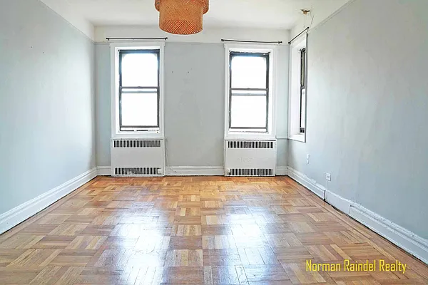 Rented by Norman Raindel, LREB | media 46