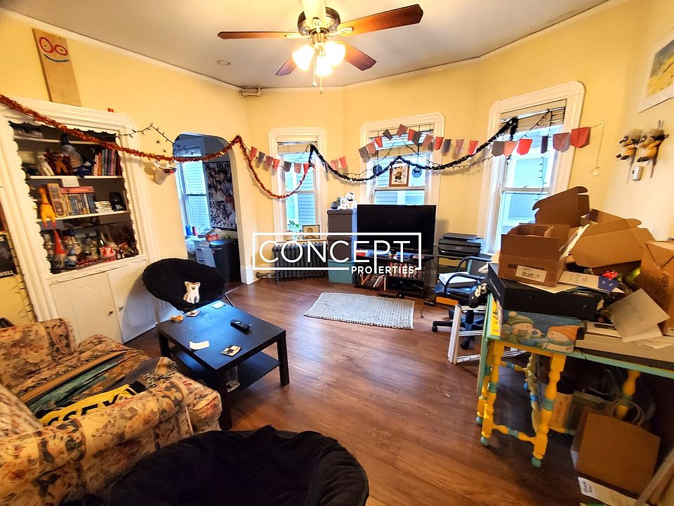 1st image of 21 Chandler St #212