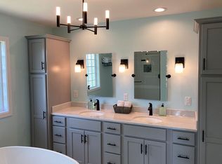 189 E Woodside Dr, Williamsburg, KY 40769