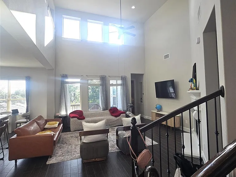 340 Cross Timbers Dr — Photo 5