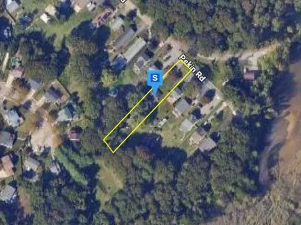 1251 Pekin Rd, Pasadena, MD 21122