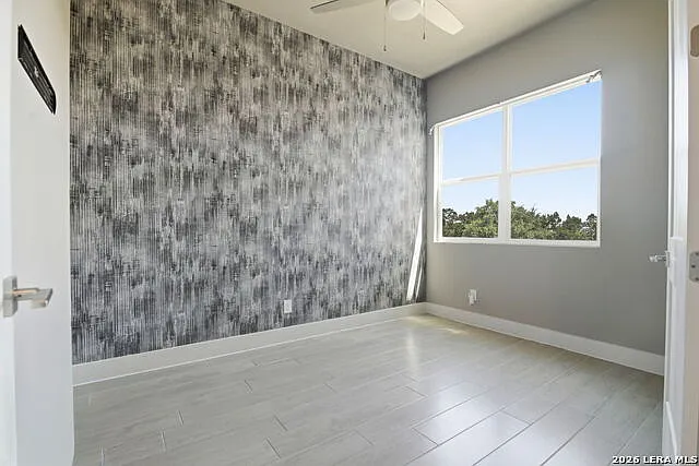 22817 Linwood Rdg — Photo 24
