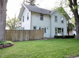 513 S G St, Indianola, IA 50125